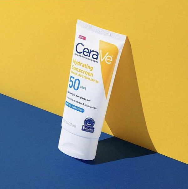 CeraVe 100% Mineral Sunscreen SPF 50 is a travel-size, oil-free face sunscreen with zinc oxide and hyaluronic acid.